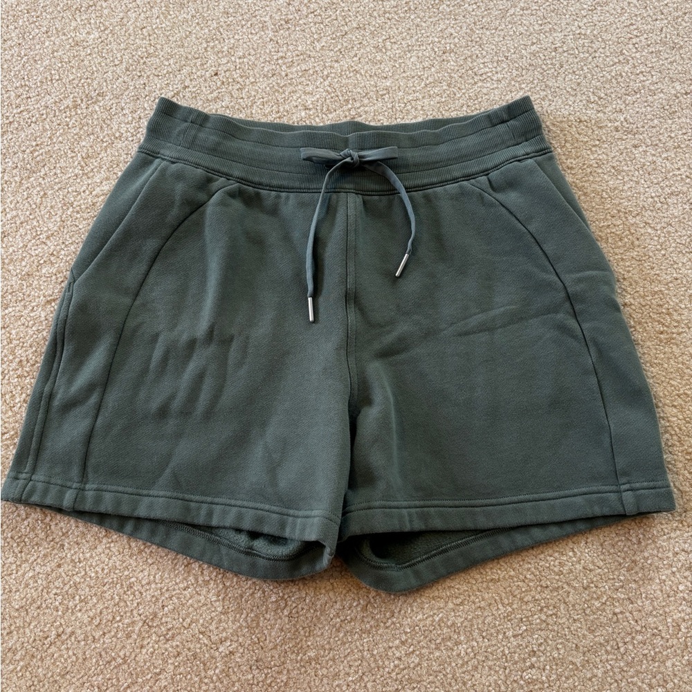Lululemon Scuba High Rise Shorts